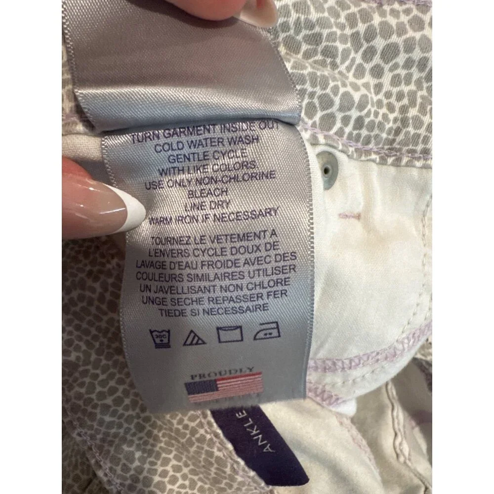 NYDJ Womens Jeans Sz 10 Gray Giraffe Print Ankle Lift Tuck Skinny Casual Comfy - Picture 7 of 13